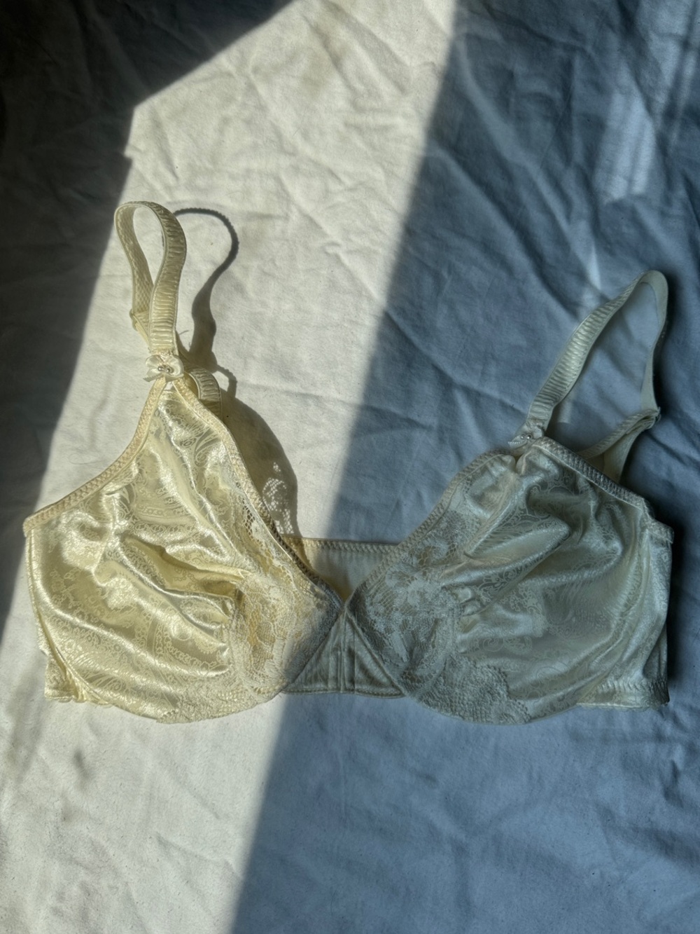 VINTAGE SATIN/SILK PAISLEY BRA